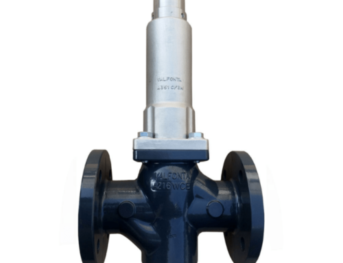 What are the main features of a pneumatic pressure relief valve?